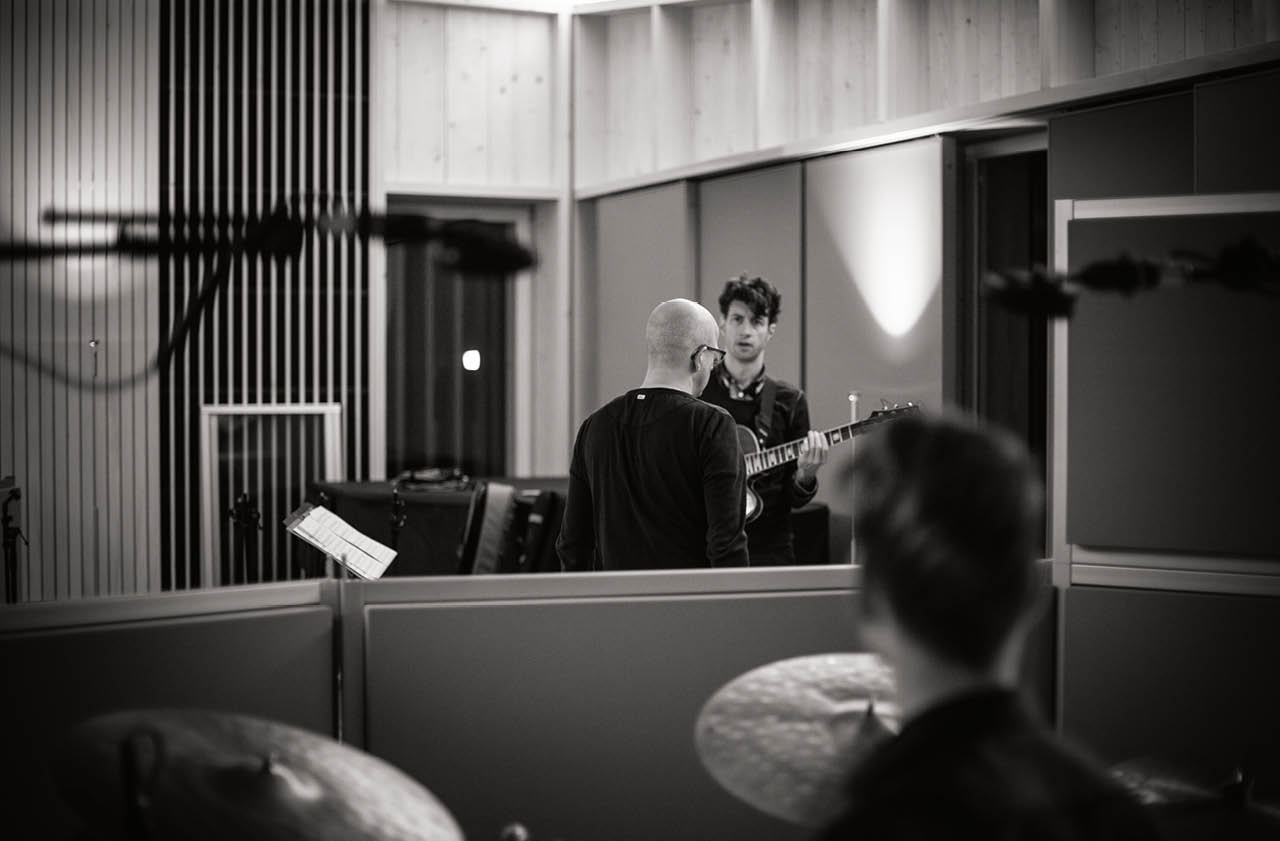 Recording with Ronny Graupe at Kyberg Studio