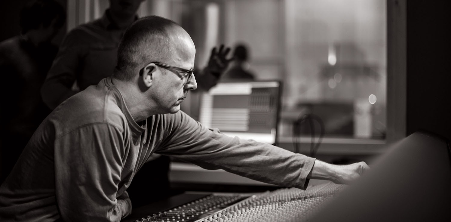 Jason Seizer recording at Kyberg Studio